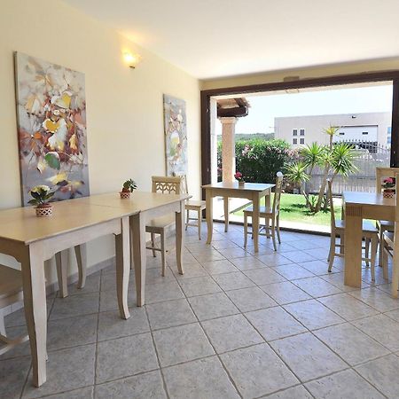 Affittacamere B&B La Villa Dei Graniti วิลลัสซีมีอุส ภายนอก รูปภาพ