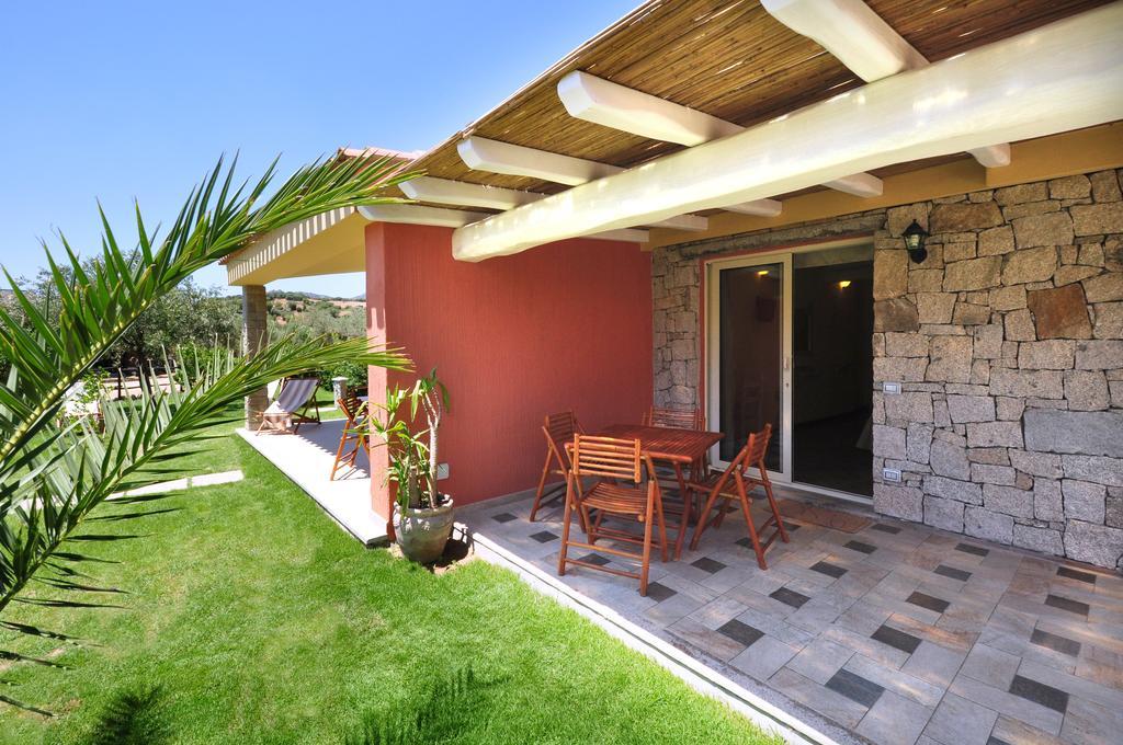Affittacamere B&B La Villa Dei Graniti วิลลัสซีมีอุส ห้อง รูปภาพ